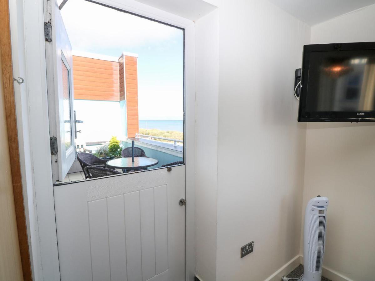 Sea View Apartment Pwllheli Exterior foto